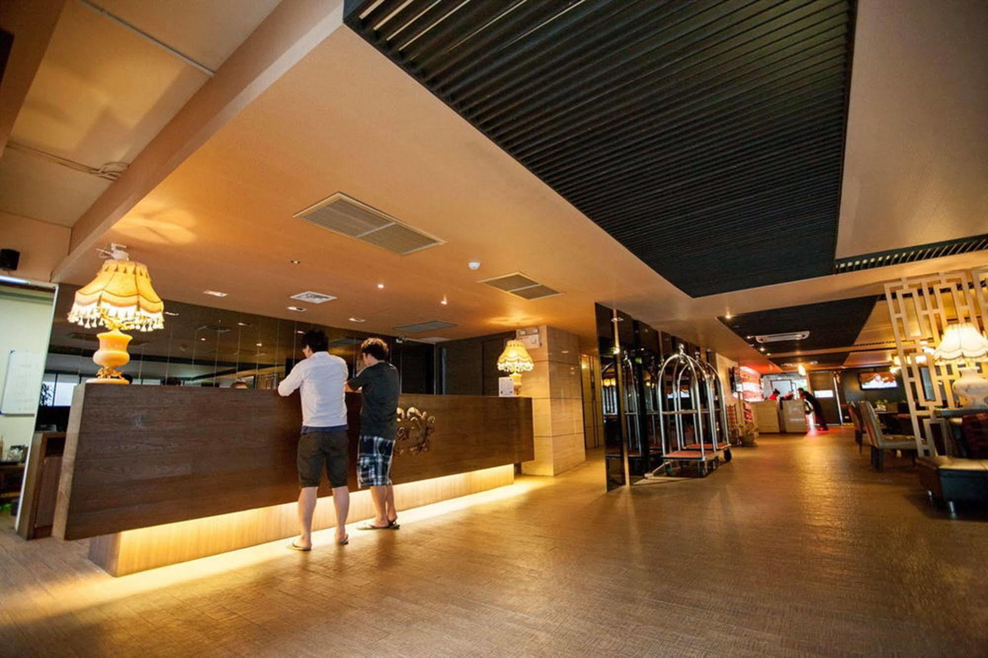 Club Mahindra Mac Boutique Hotel Bangkok Ngoại thất bức ảnh